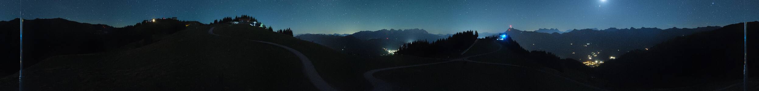 Kitzbühel Hahnenkamm snow cam captured at 6 October 2026 at 3:59 am GMT+2