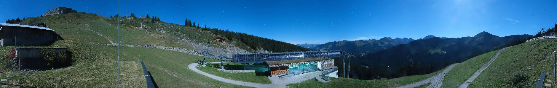 Kleinwalsertal Ifenbahn snow cam captured at 25 September 2026 at 11:52 pm GMT+2