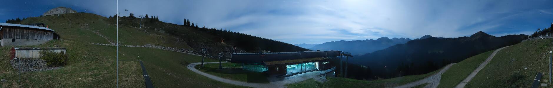 Kleinwalsertal Ifenbahn snow cam captured at 29 September 2026 at 11:35 pm GMT+2