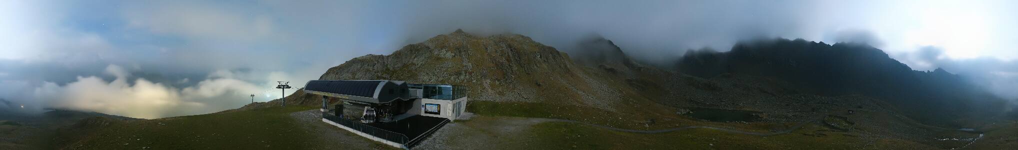Kühtai Kaiserbahn snow cam captured at 1 October 2026 at 11:42 pm GMT+2