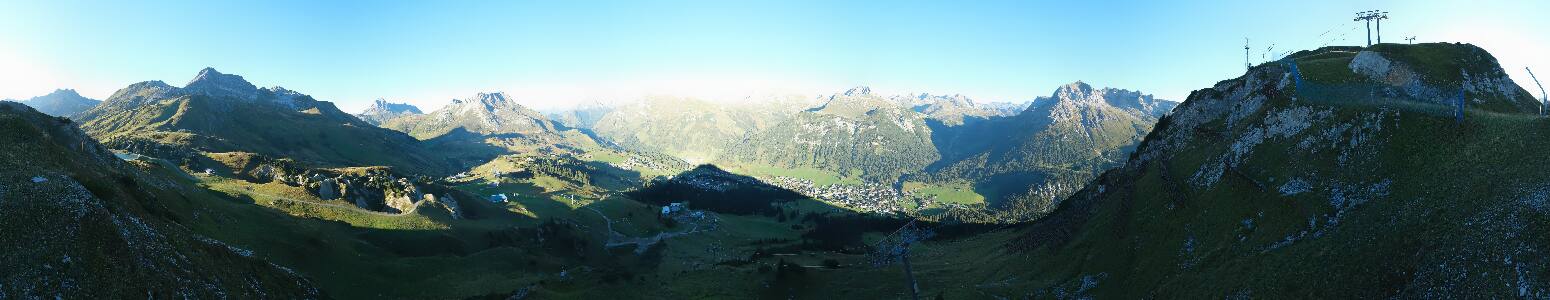 Lech am Arlberg Kriegerhornbahn snow cam captured at 15 September 2026 at 6:16 pm GMT+2