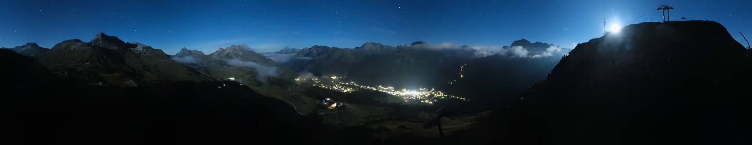 Lech am Arlberg Kriegerhornbahn snow cam captured at 21 September 2026 at 11:56 pm GMT+2