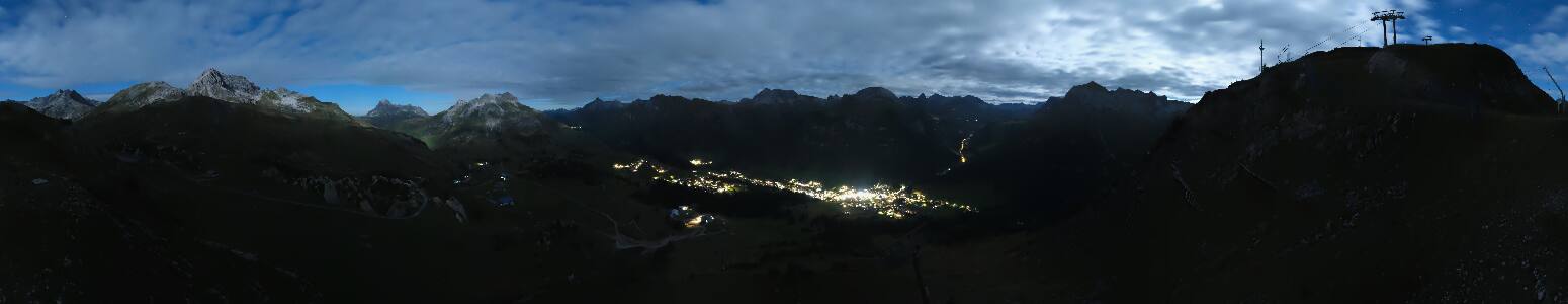 Lech am Arlberg Kriegerhornbahn snow cam captured at 23 September 2026 at 11:57 pm GMT+2