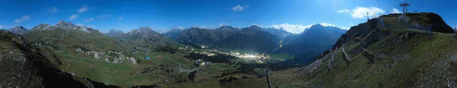 Lech am Arlberg Kriegerhornbahn snow cam captured at 24 September 2026 at 11:54 pm GMT+2