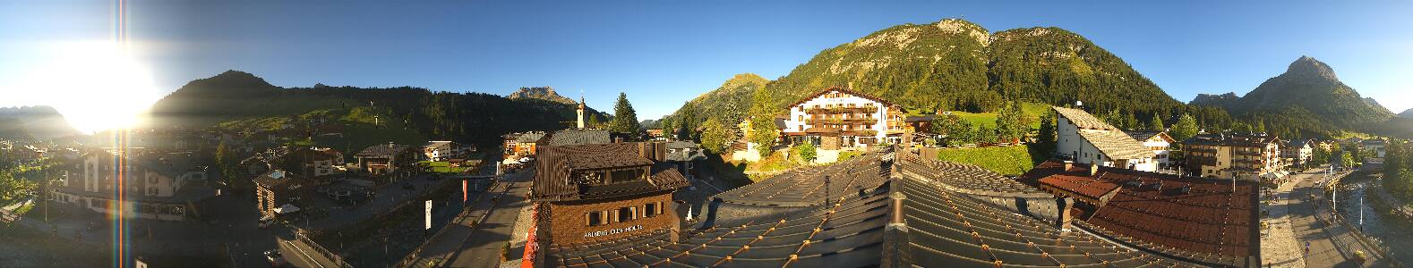 Lech am Arlberg Sporthaus snow cam captured at 15 September 2026 at 6:16 pm GMT+2
