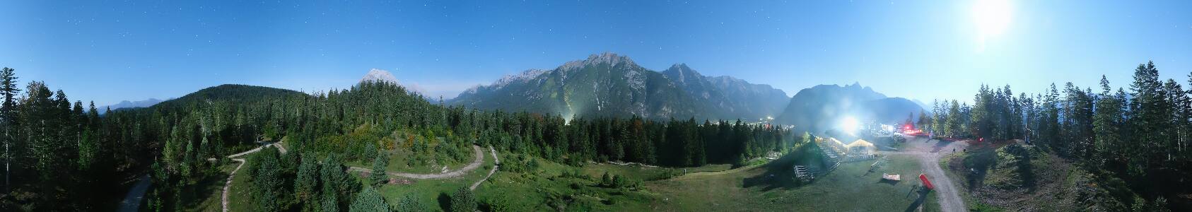 Leutasch Katzenkopf Bergstation snow cam captured at 30 September 2026 at 11:43 pm GMT+2