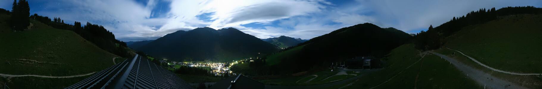 Maisalm Saalbach snow cam captured at 23 September 2026 at 11:49 pm GMT+2
