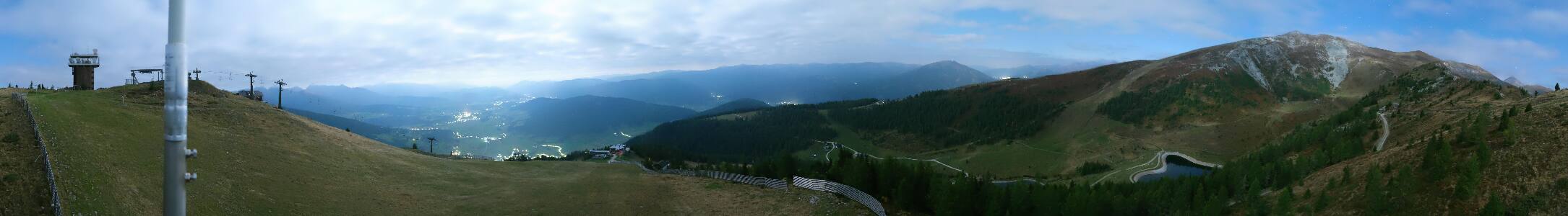 Mauterndorf Grosseck snow cam captured at 30 September 2026 at 11:47 pm GMT+2