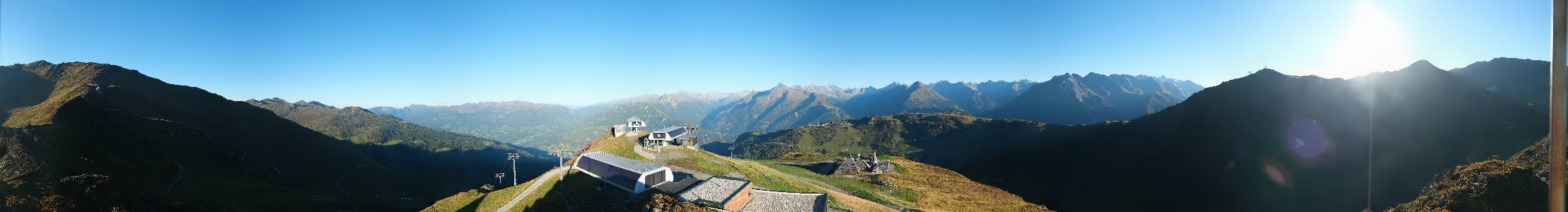 Mayrhofen im Zillertal Schafkopf snow cam captured at 15 September 2026 at 6:17 pm GMT+2