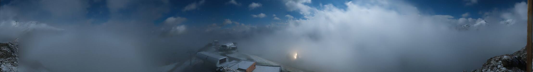 Mayrhofen im Zillertal Schafkopf snow cam captured at 24 September 2026 at 11:53 pm GMT+2