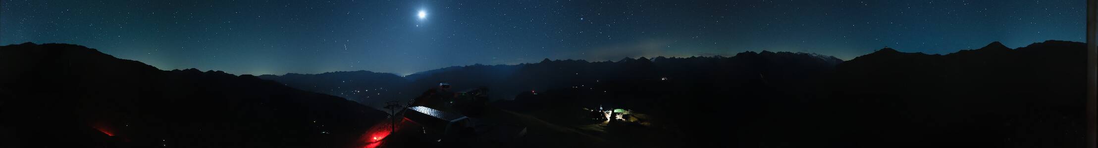 Mayrhofen im Zillertal Schafkopf snow cam captured at 6 October 2026 at 4:11 am GMT+2