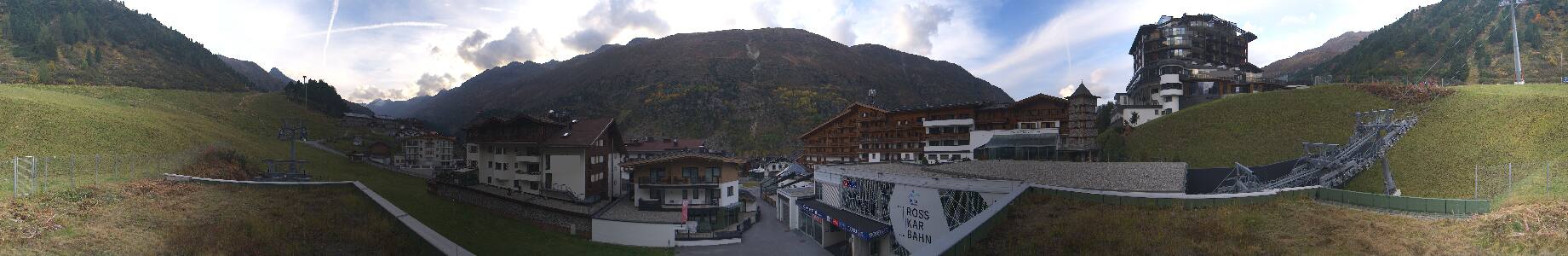 Obergurgl Hotel Edelweiß snow cam captured at 1 October 2026 at 6:37 pm GMT+2