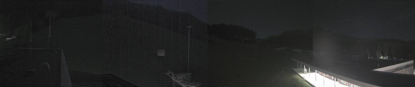 Patscherkofelbahn Talstation Camera 772308 snow cam captured at 25 September 2026 at 11:55 pm GMT+2