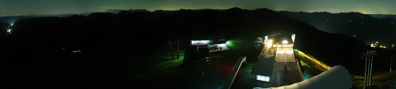 Saalbach-Hinterglemm Schattberg Ost snow cam captured at 14 September 2026 at 11:59 pm GMT+2