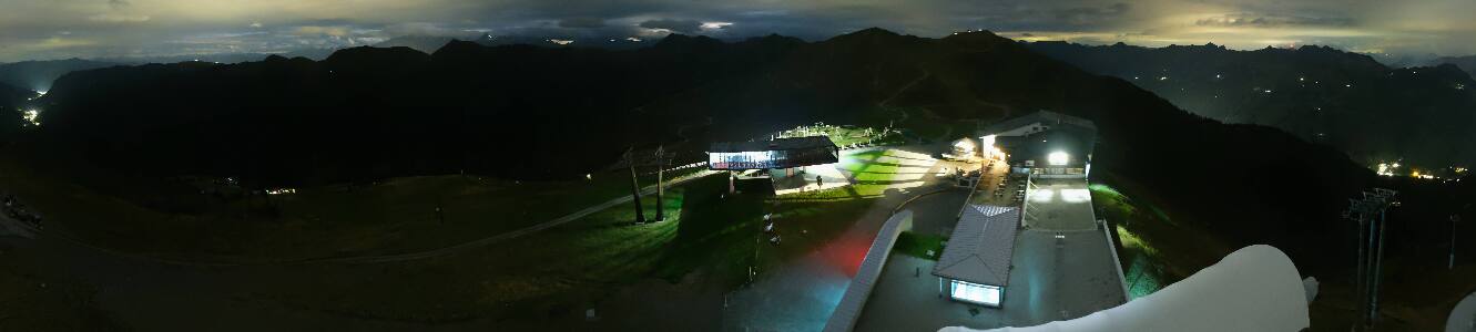 Saalbach-Hinterglemm Schattberg Ost snow cam captured at 20 September 2026 at 11:49 pm GMT+2