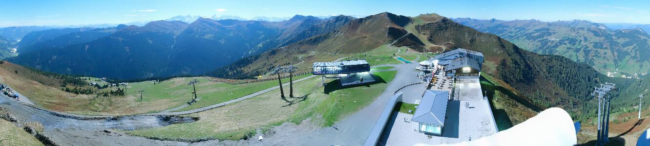 Saalbach-Hinterglemm Schattberg Ost snow cam captured at 25 September 2026 at 11:56 pm GMT+2