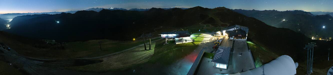 Saalbach-Hinterglemm Schattberg Ost snow cam captured at 6 October 2026 at 6:02 am GMT+2