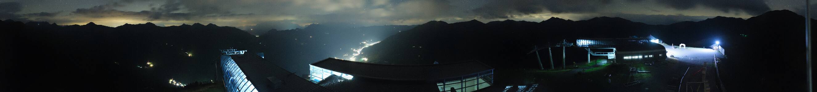 Saalbach-Hinterglemm Zwölferkogel snow cam captured at 11 September 2026 at 11:56 pm GMT+2