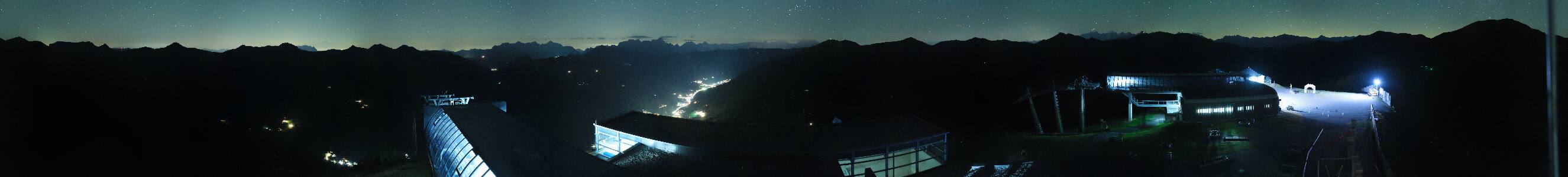 Saalbach-Hinterglemm Zwölferkogel snow cam captured at 14 September 2026 at 11:59 pm GMT+2