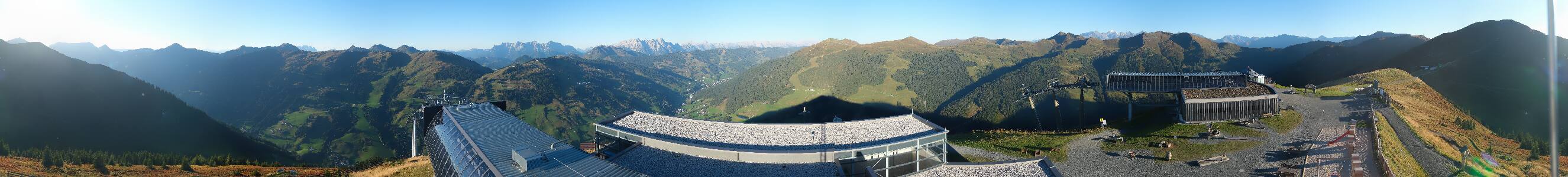 Saalbach-Hinterglemm Zwölferkogel snow cam captured at 15 September 2026 at 6:19 pm GMT+2