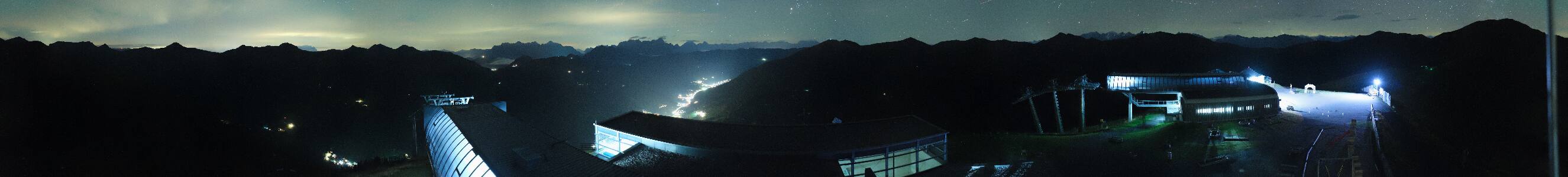 Saalbach-Hinterglemm Zwölferkogel snow cam captured at 17 September 2026 at 11:53 pm GMT+2