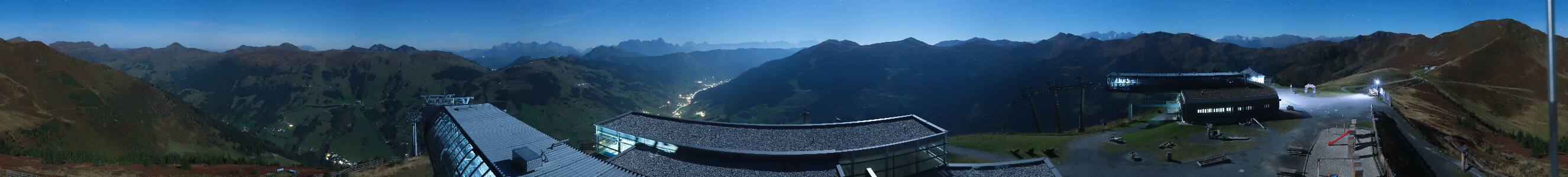 Saalbach-Hinterglemm Zwölferkogel snow cam captured at 29 September 2026 at 11:45 pm GMT+2