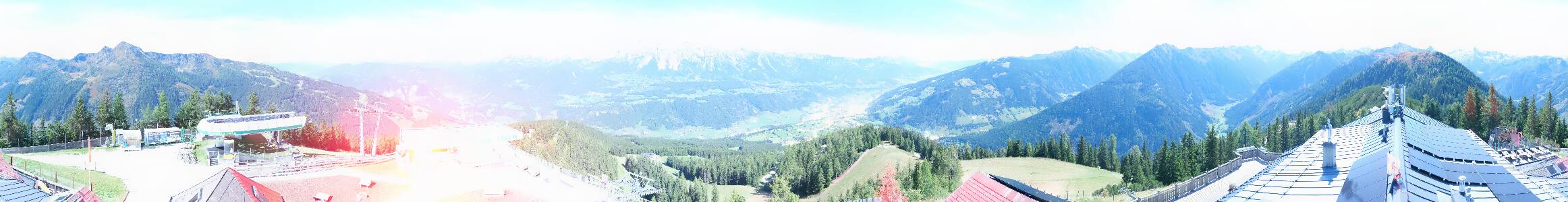 Schladming Hochwurzen snow cam captured at 26 September 2026 at 11:58 pm GMT+2