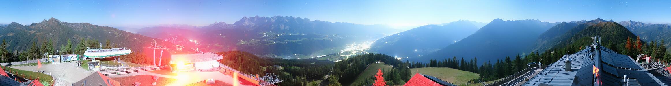 Schladming Hochwurzen snow cam captured at 30 September 2026 at 11:45 pm GMT+2