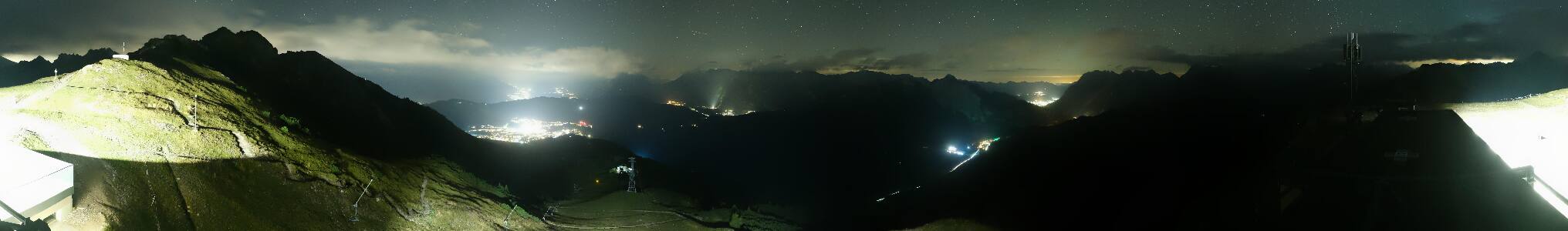 Seefeld Seefelder Joch snow cam captured at 18 September 2026 at 11:55 pm GMT+2