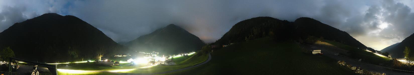 Sellrain Gries snow cam captured at 1 October 2026 at 11:45 pm GMT+2