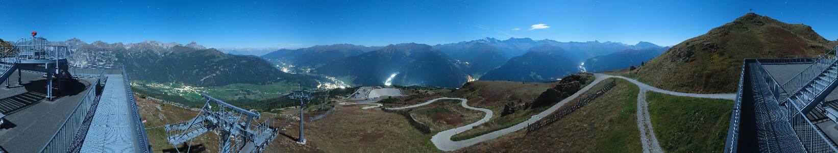 Skiarena Bergeralm Skiarena Bergeralm - Das Skigebiet im Wipptal snow cam captured at 27 September 2026 at 11:56 pm GMT+2
