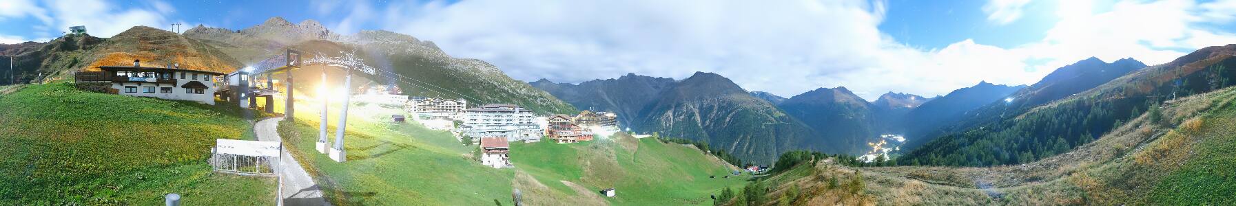 Sölden Hochsölden snow cam captured at 23 September 2026 at 11:58 pm GMT+2