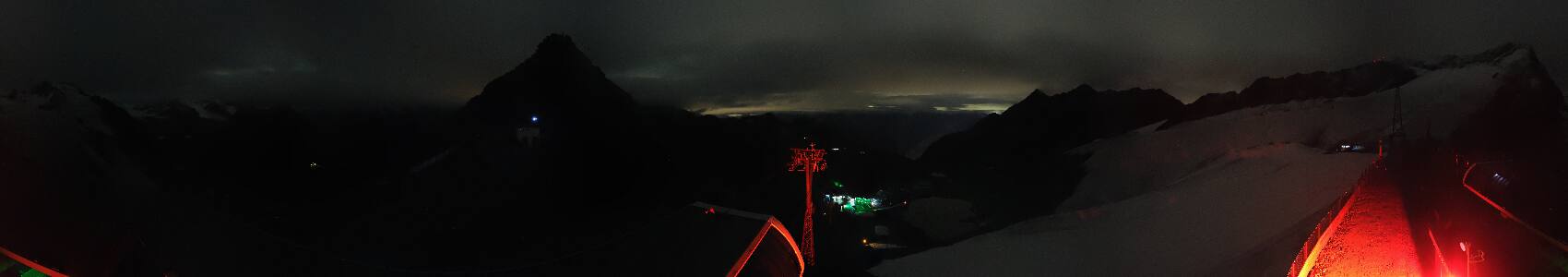 Sölden Schwarze Schneid snow cam captured at 16 September 2026 at 11:52 pm GMT+2