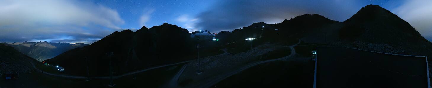Sölden Schwarzkogl Talstation snow cam captured at 20 September 2026 at 11:55 pm GMT+2