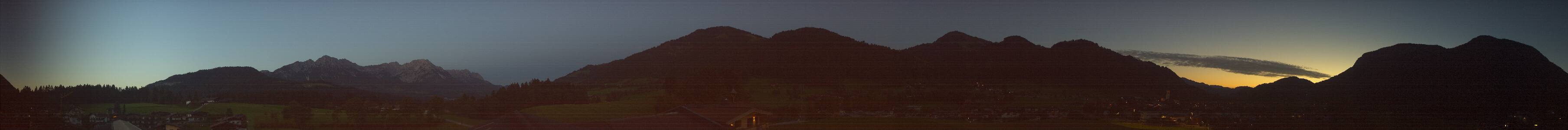 Söll Ort snow cam captured at 28 September 2026 at 7:28 pm GMT+2