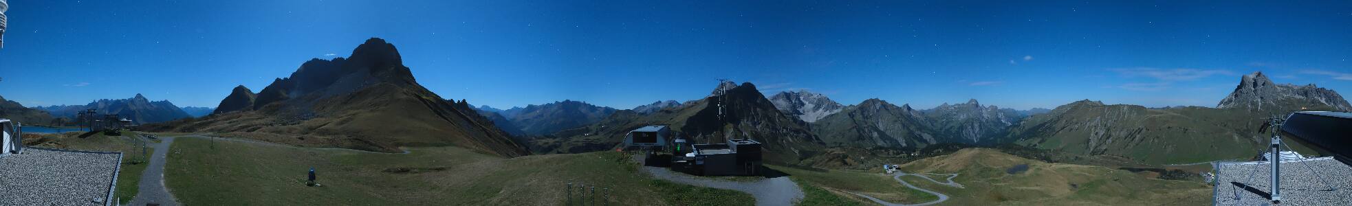 Warth-Schröcken Saloberjet snow cam captured at 27 September 2026 at 11:49 pm GMT+2