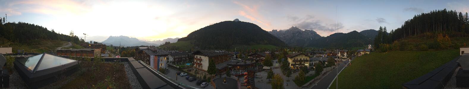 Werfenweng Droi snow cam captured at 5 October 2026 at 6:45 pm GMT+2