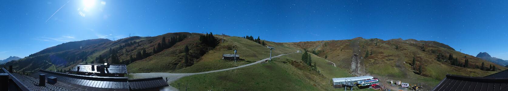 Wildkogel Arena Schihütte Rettenstein snow cam captured at 29 September 2026 at 11:46 pm GMT+2
