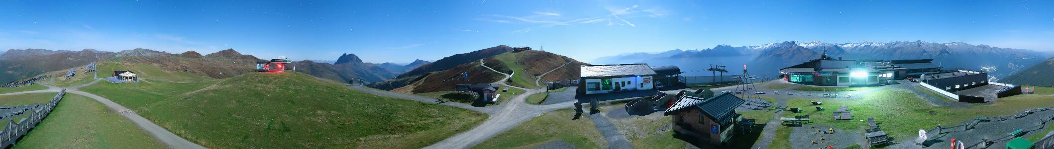 Wildkogel Arena Wildkogelbahn snow cam captured at 29 September 2026 at 11:46 pm GMT+2