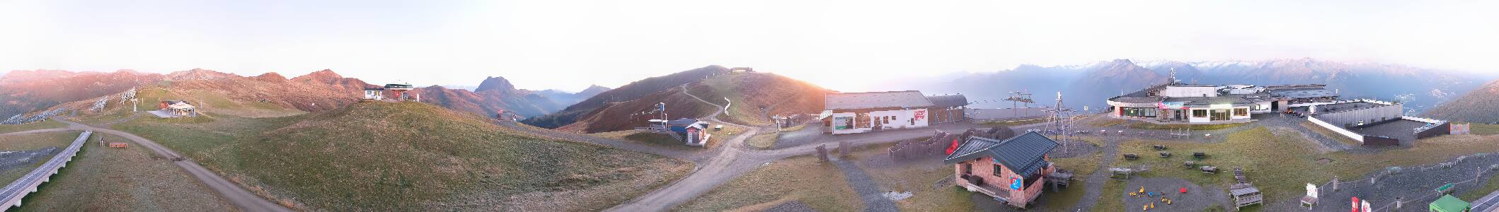Wildkogel Arena Wildkogelbahn snow cam captured at 6 October 2026 at 6:43 am GMT+2