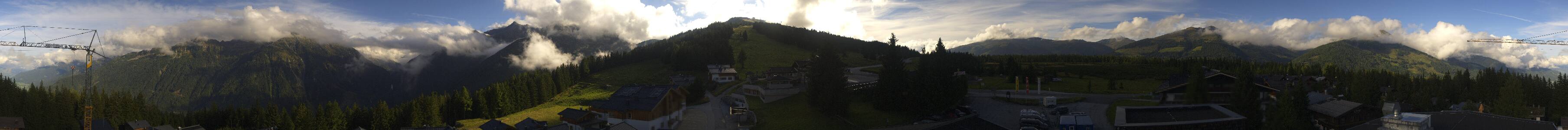 Zillertal Arena Alpengasthof Filzstein snow cam captured at 11 September 2026 at 5:32 pm GMT+2