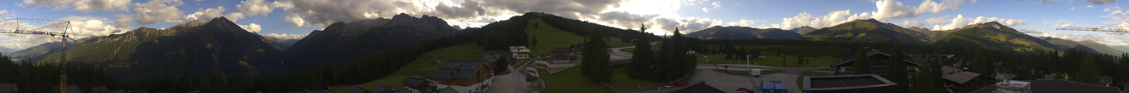 Zillertal Arena Alpengasthof Filzstein snow cam captured at 12 September 2026 at 5:37 pm GMT+2