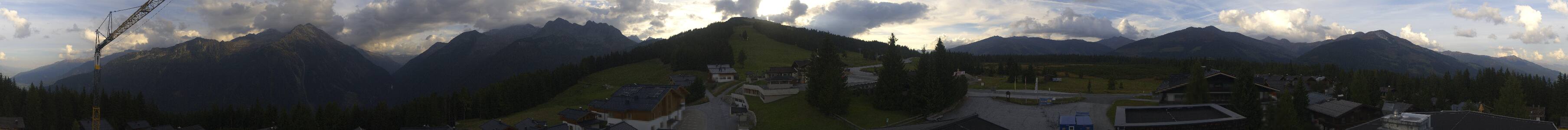 Zillertal Arena Alpengasthof Filzstein snow cam captured at 1 October 2026 at 5:35 pm GMT+2