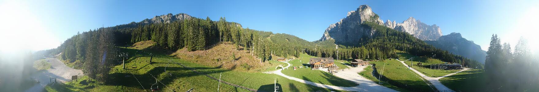 Alleghe Piani di Pezze snow cam captured at 15 September 2026 at 6:12 pm GMT+2