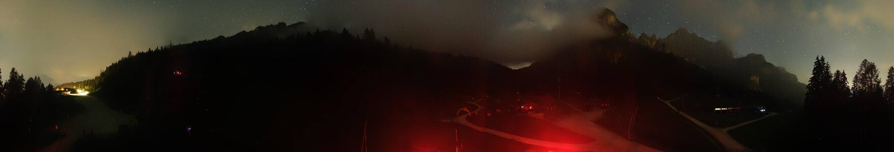 Alleghe Piani di Pezze snow cam captured at 16 September 2026 at 11:57 pm GMT+2
