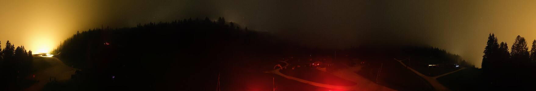 Alleghe Piani di Pezze snow cam captured at 17 September 2026 at 11:58 pm GMT+2