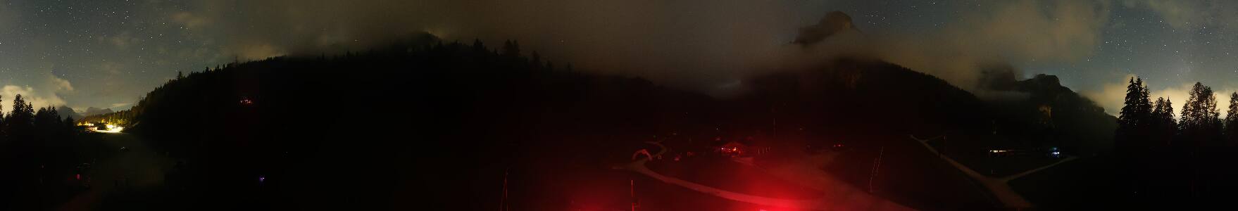 Alleghe Piani di Pezze snow cam captured at 18 September 2026 at 11:59 pm GMT+2