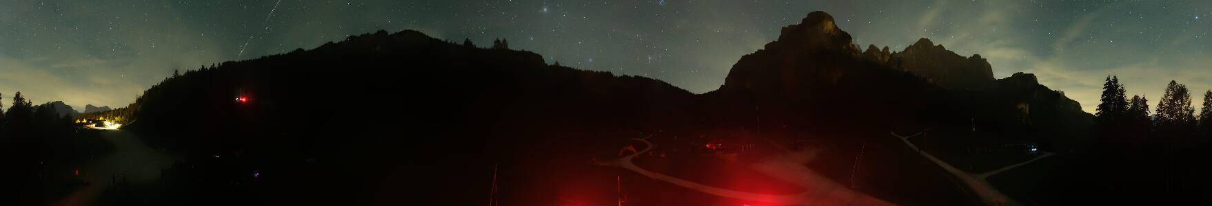 Alleghe Piani di Pezze snow cam captured at 4 October 2026 at 11:56 pm GMT+2