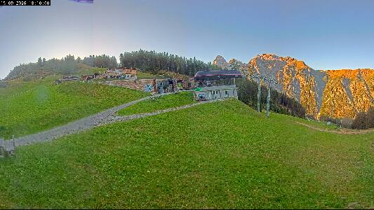 Brenner Ladurns snow cam captured at 15 September 2026 at 6:13 pm GMT+2
