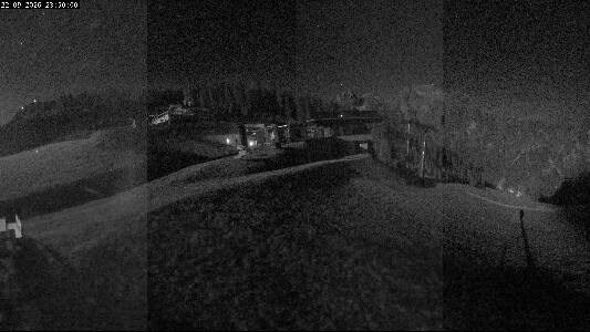 Brenner Ladurns snow cam captured at 22 September 2026 at 11:54 pm GMT+2